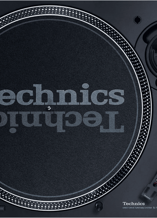 Technics SL-1210 MK7 Turntable