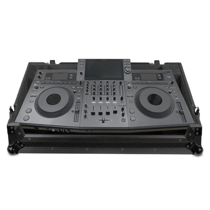 UDG Ultimate flightcase for Pioneer DJ Opus-Quad U91087BL